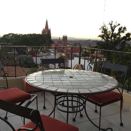 Casa Del Tio Hotel Boutique San Miguel de Allende Zewnętrze zdjęcie View from the rooftop of the hotel