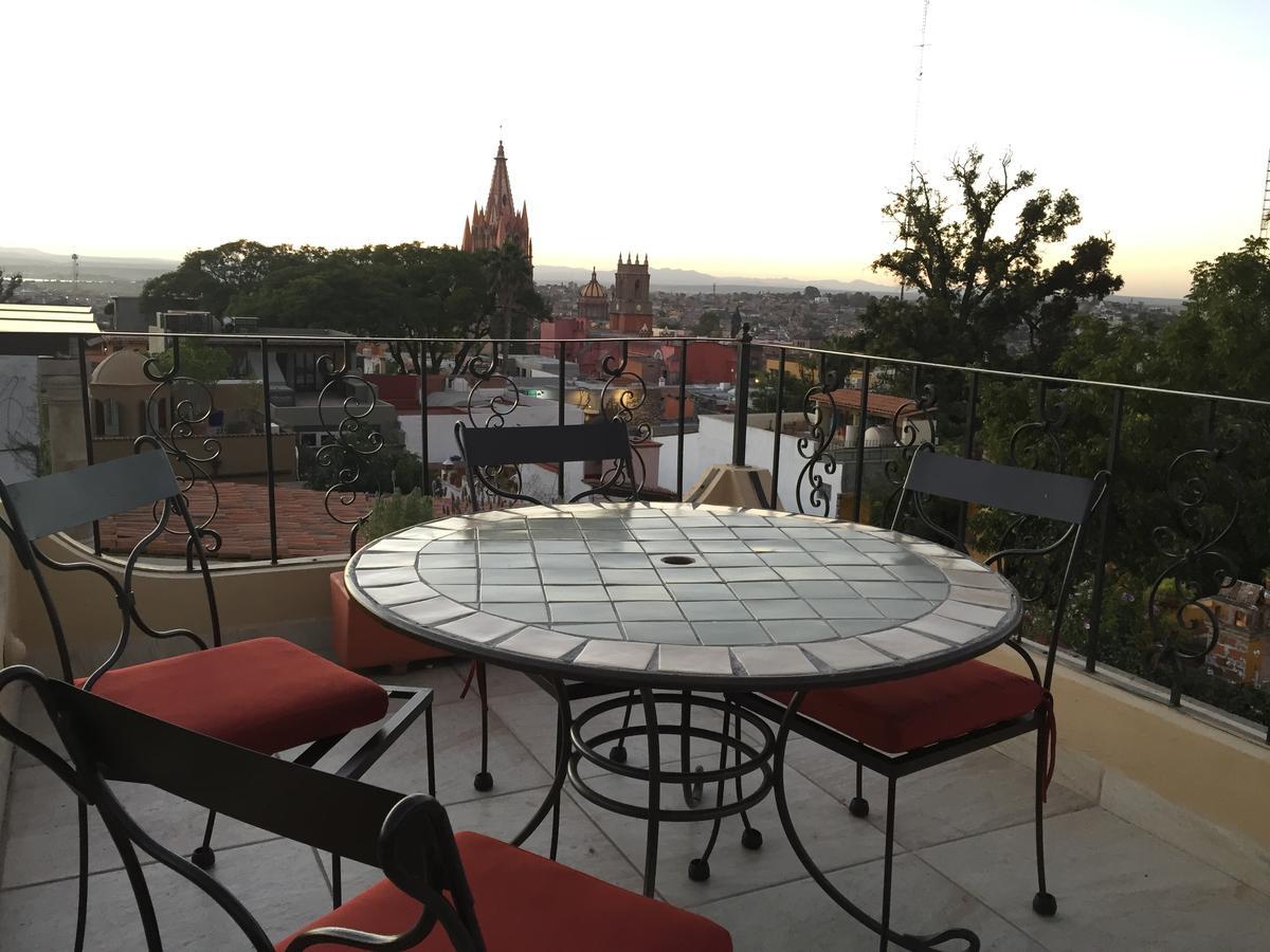 Casa Del Tio Hotel Boutique San Miguel de Allende Zewnętrze zdjęcie View from the rooftop of the hotel