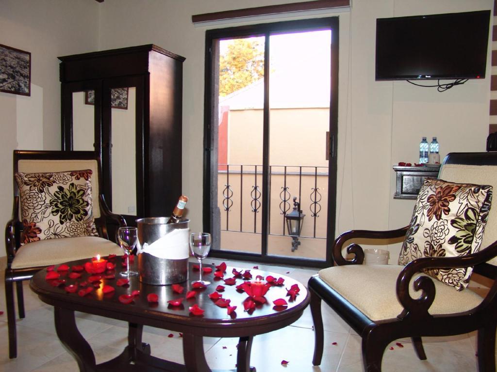 Casa Del Tio Hotel Boutique San Miguel de Allende Pokój zdjęcie A suite at the hotel